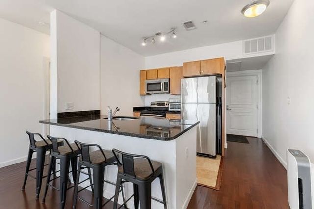 4 Repton Cir 4105, Watertown, MA 02472