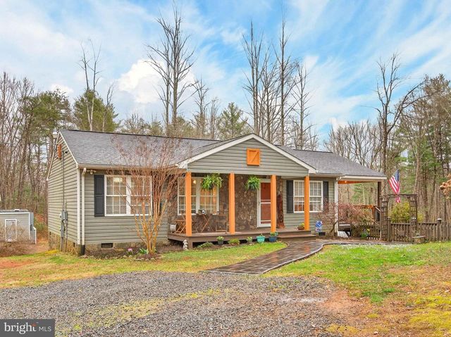 2586 W HOOVER RD, Haywood, VA 22722