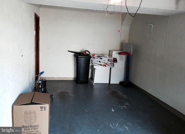 14601 FLOWER HILL DR, Centreville, VA 20120