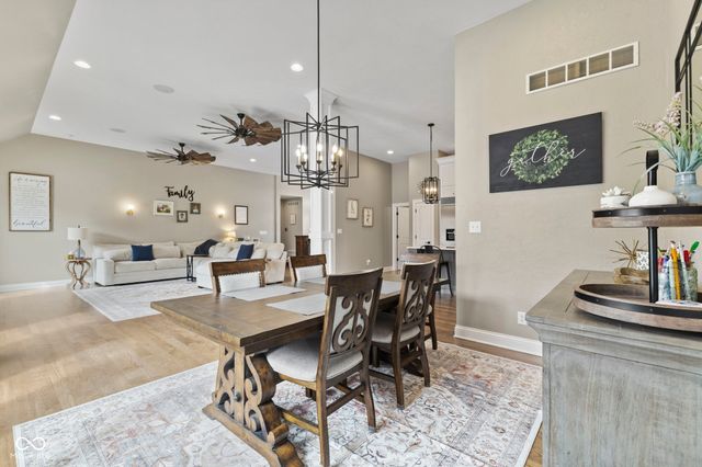 2882 Aldersgate Drive, Greenwood, IN 46143