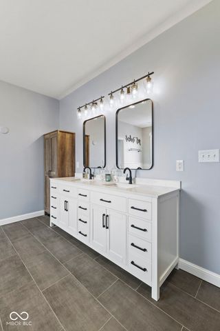 2882 Aldersgate Drive, Greenwood, IN 46143