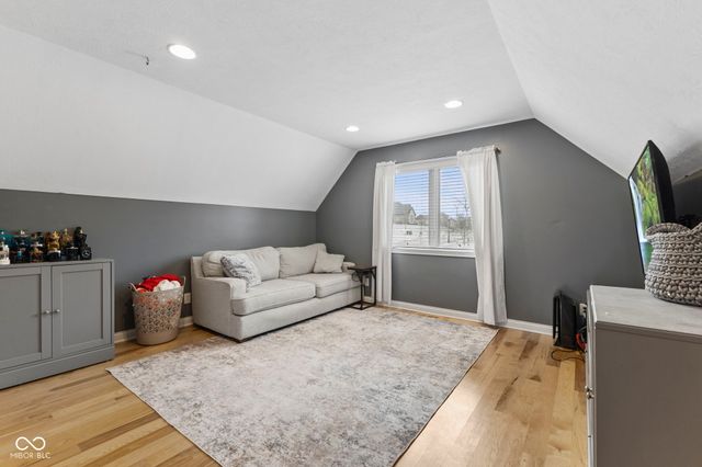 2882 Aldersgate Drive, Greenwood, IN 46143