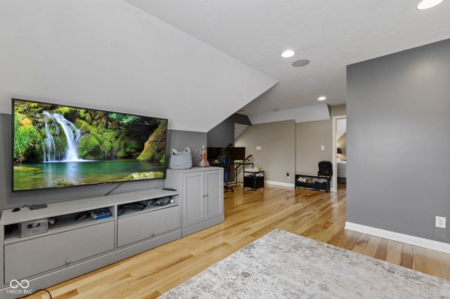 2882 Aldersgate Drive, Greenwood, IN 46143