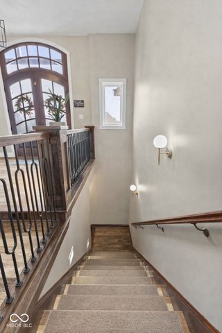 2882 Aldersgate Drive, Greenwood, IN 46143