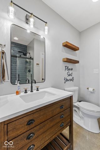 2882 Aldersgate Drive, Greenwood, IN 46143