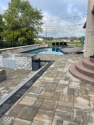 2882 Aldersgate Drive, Greenwood, IN 46143