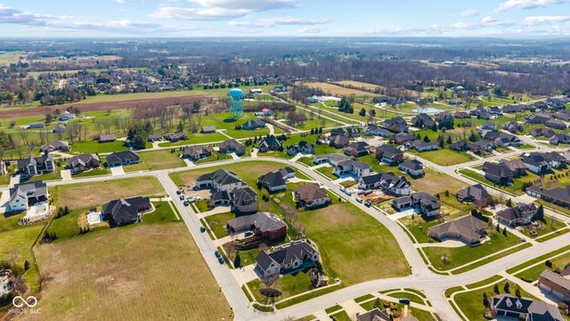 2882 Aldersgate Drive, Greenwood, IN 46143