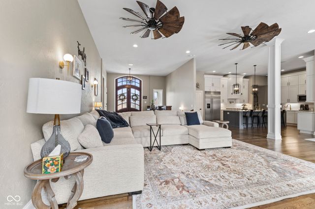 2882 Aldersgate Drive, Greenwood, IN 46143