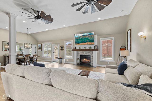 2882 Aldersgate Drive, Greenwood, IN 46143