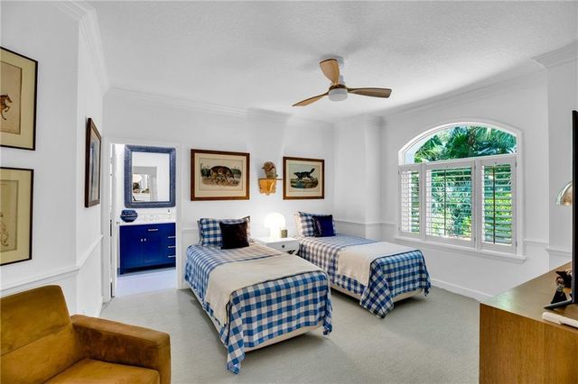 31 S White Jewel Court, Vero Beach, FL 32963