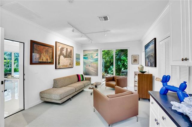 31 S White Jewel Court, Vero Beach, FL 32963