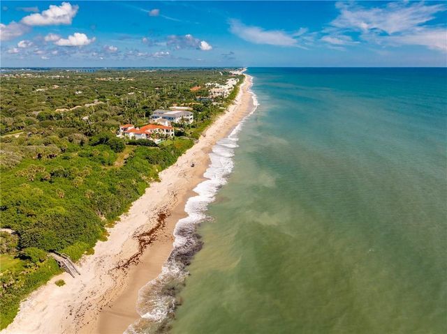 31 S White Jewel Court, Vero Beach, FL 32963