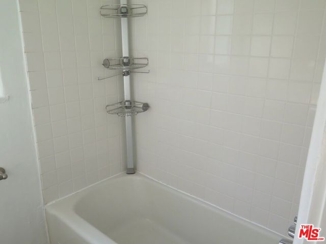 2128 20th Street B, Santa Monica, CA 90405