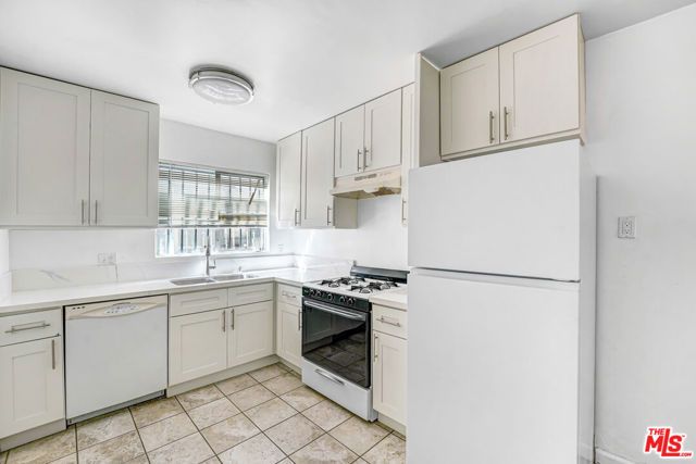 1427 N Martel Avenue 3, Los Angeles, CA 90046