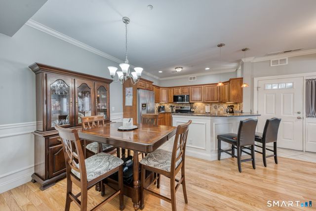 95 South Ridge Lane E102, Berlin, CT 06037