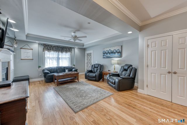 95 South Ridge Lane E102, Berlin, CT 06037