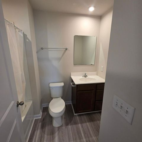 2524 Haskell Dr, E, Antioch, TN 37013