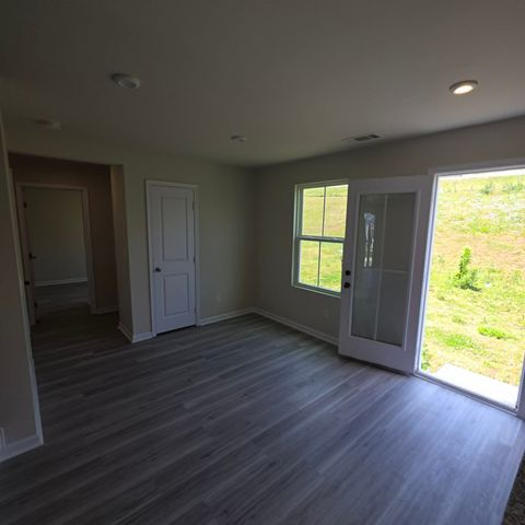 2524 Haskell Dr, E, Antioch, TN 37013