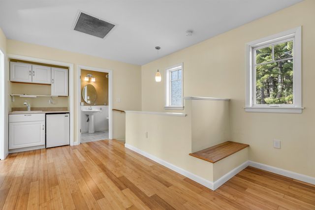 82 Huntley Street, Norwich, VT 05055