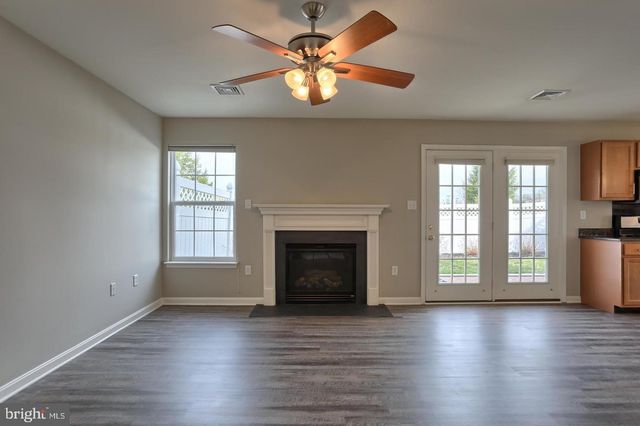 150 MERLIN DR, Hummelstown, PA 17036