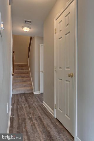 150 MERLIN DR, Hummelstown, PA 17036