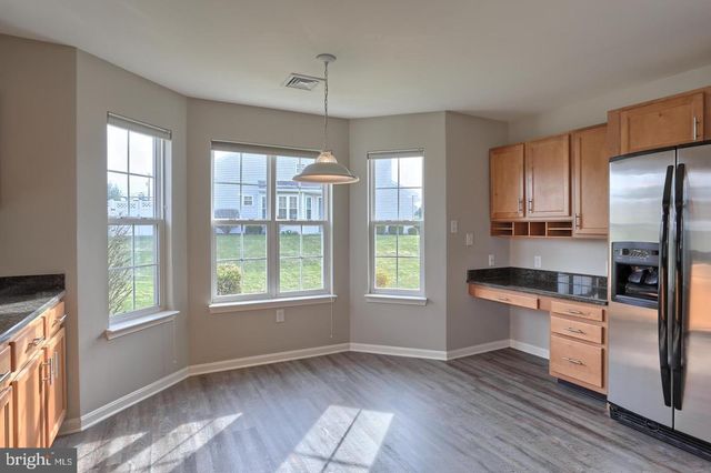 150 MERLIN DR, Hummelstown, PA 17036