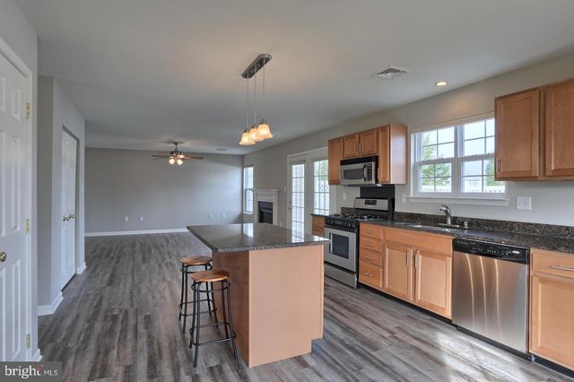 150 MERLIN DR, Hummelstown, PA 17036