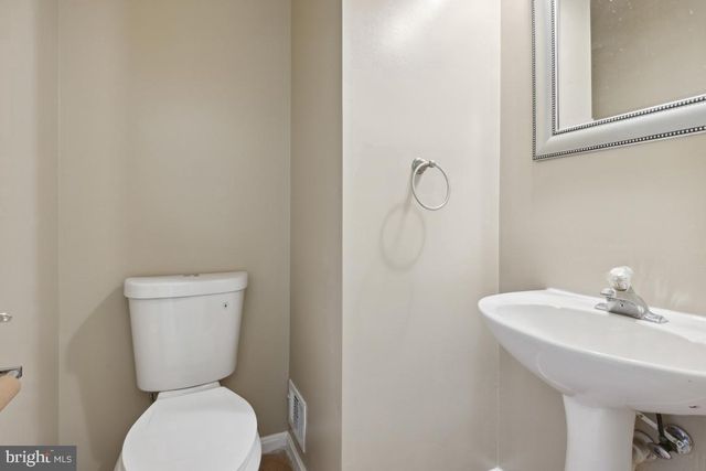 6178 OAKLAWN LN, Woodbridge, VA 22193