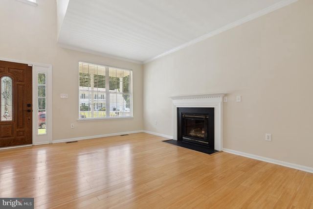 6178 OAKLAWN LN, Woodbridge, VA 22193
