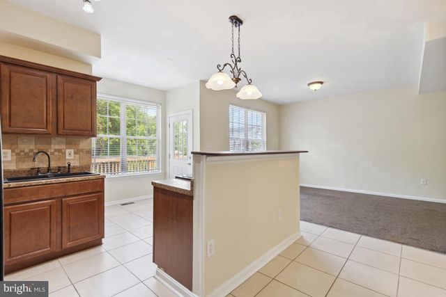 6178 OAKLAWN LN, Woodbridge, VA 22193