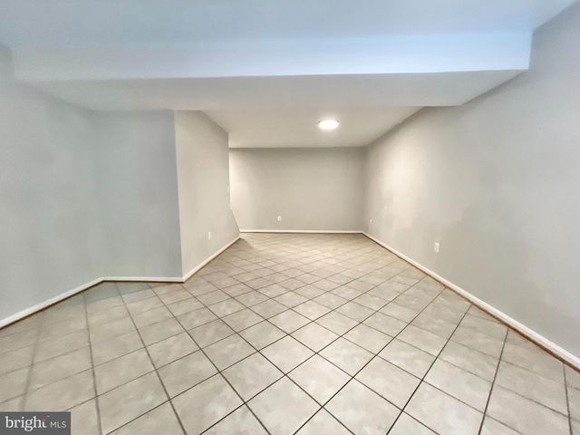7925 FOREST PATH WAY, Springfield, VA 22153