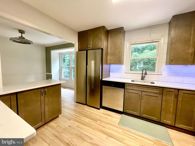 7925 FOREST PATH WAY, Springfield, VA 22153