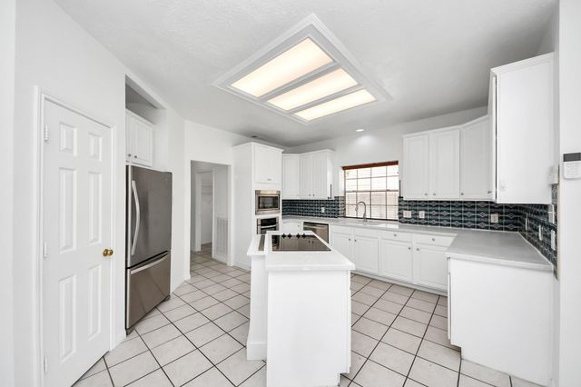 19702 Wood Walk Lane, Humble, TX 77346