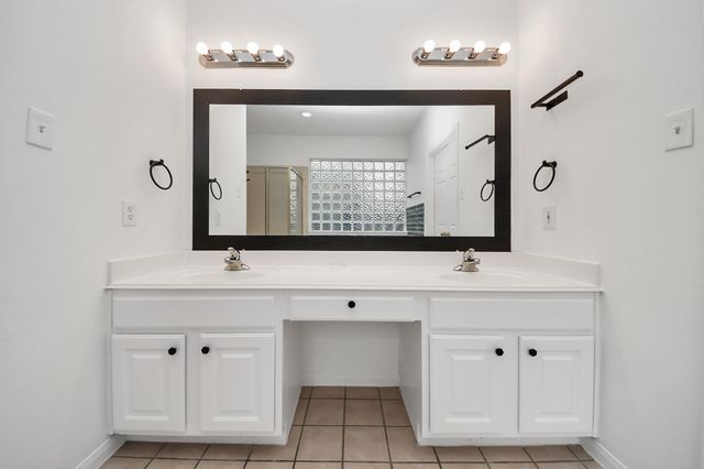 19702 Wood Walk Lane, Humble, TX 77346