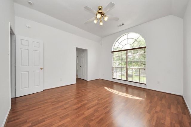 19702 Wood Walk Lane, Humble, TX 77346