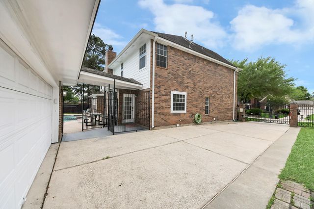 19702 Wood Walk Lane, Humble, TX 77346