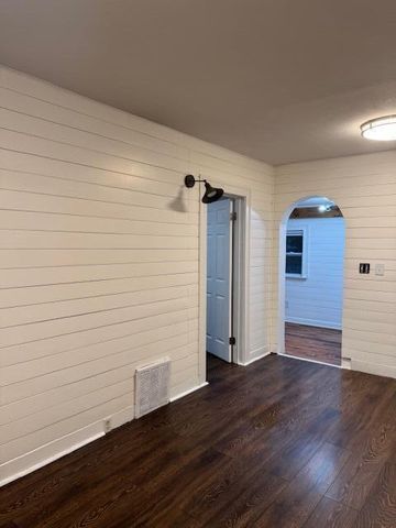 3819 Loraine Avenue Sw, City Of Wyoming, MI 49548