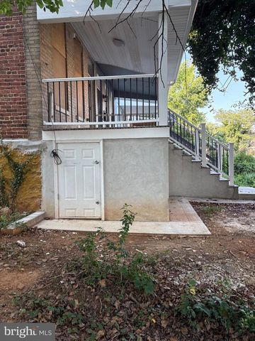 2852 BOARMAN AVE, Baltimore, MD 21215