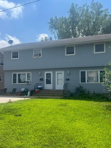 212 42nd Avenue NE, Columbia Heights, MN 55421