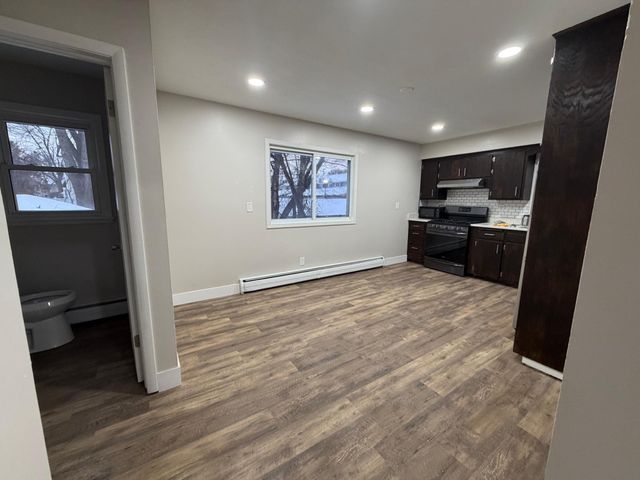 212 42nd Avenue NE, Columbia Heights, MN 55421