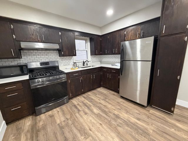 212 42nd Avenue NE, Columbia Heights, MN 55421