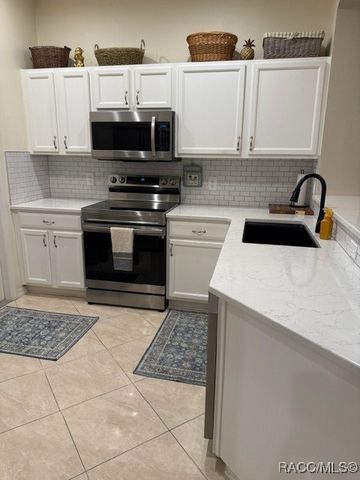 1610 W Spring Meadow Loop, Lecanto, FL 34461
