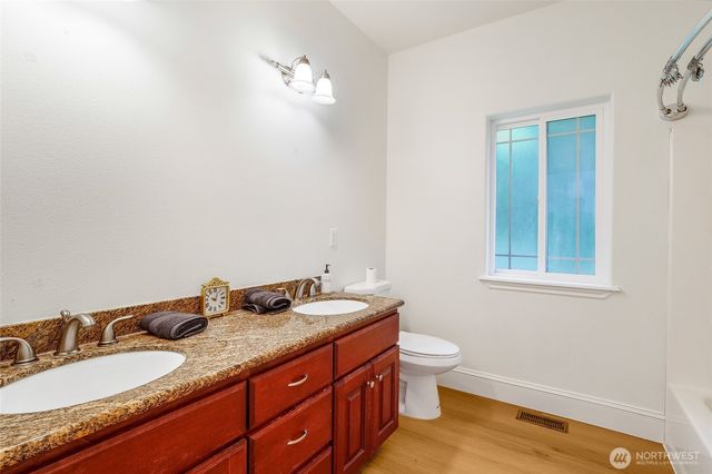 20086 NW Cherry Road, Soap Lake, WA 98851