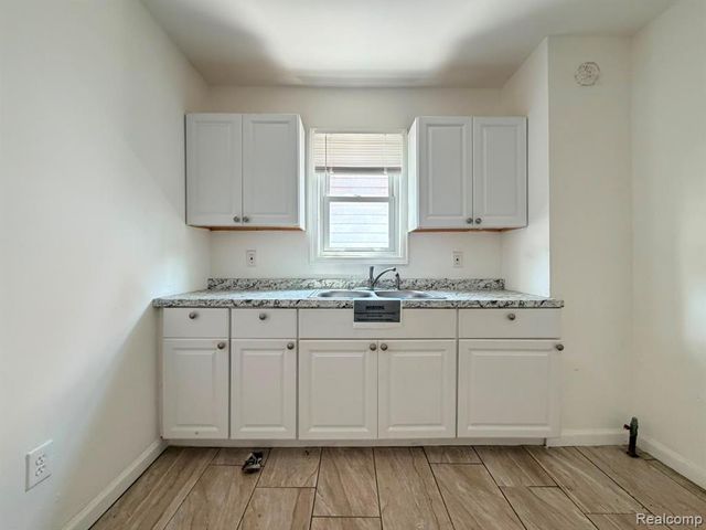 12836 Conway Street, Detroit, MI 48217