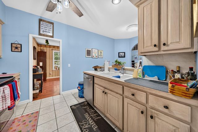 466 Old Plantation Dr., Pawleys Island, SC 29585