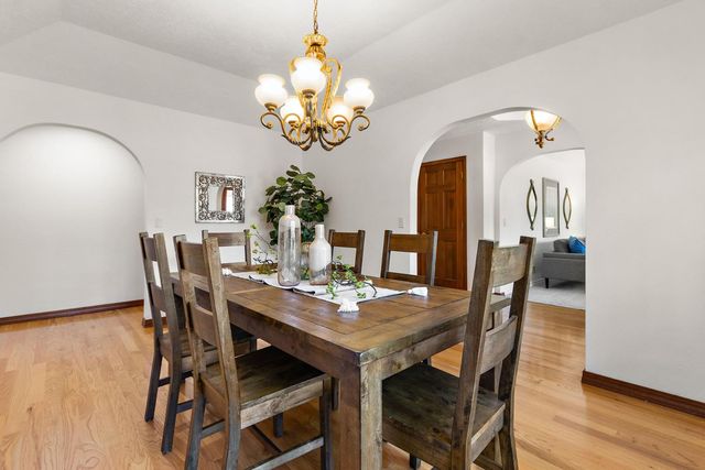 7720 S Oak Way, Sacramento, CA 95831