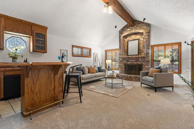 7720 S Oak Way, Sacramento, CA 95831