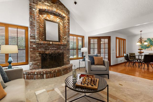 7720 S Oak Way, Sacramento, CA 95831