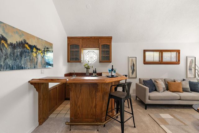 7720 S Oak Way, Sacramento, CA 95831