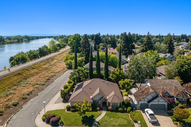 7720 S Oak Way, Sacramento, CA 95831